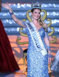 Mireia Lalaguna coronada como Miss Mundo 2015 