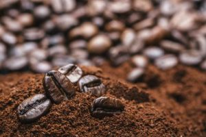 granos de café como exfoliantes caseros 