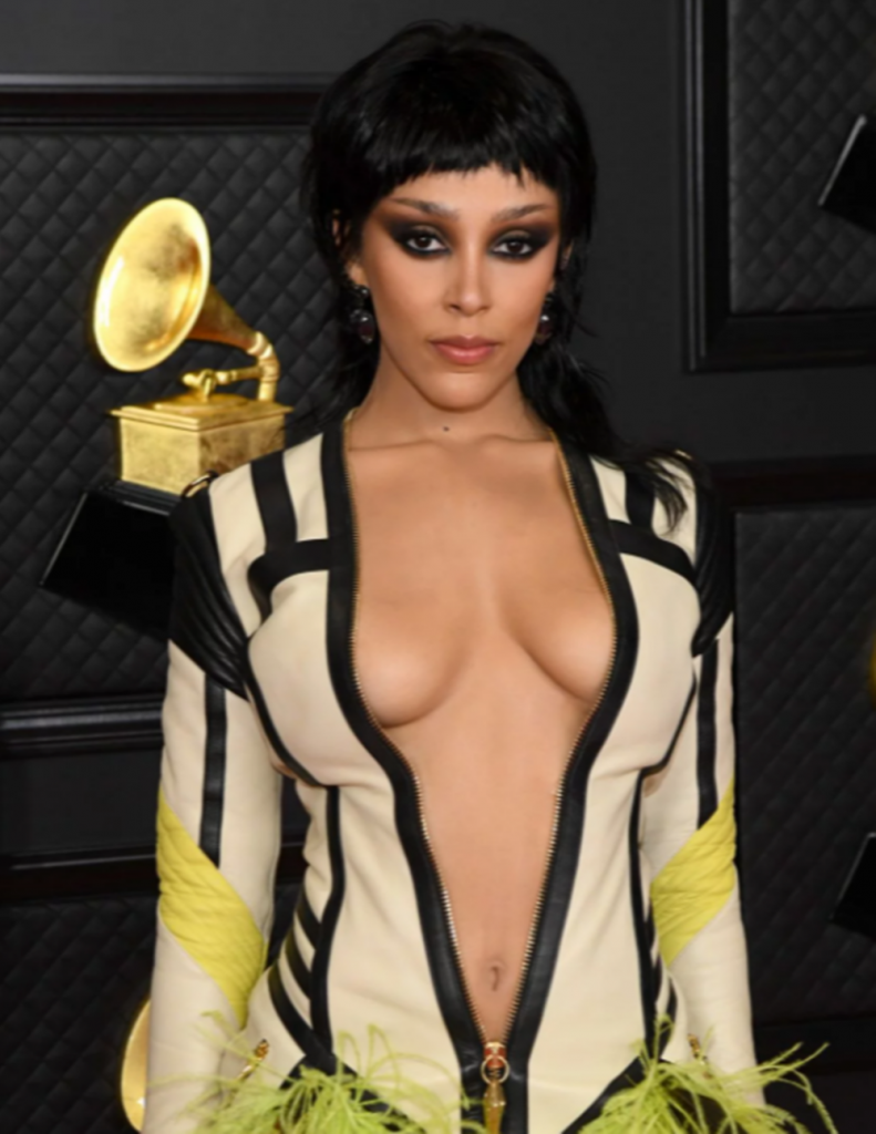 Los mejores Beauty Looks de los Premios Grammy 2021